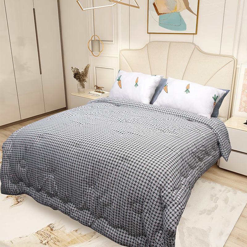 乐鱼千鸟格健康保暖被